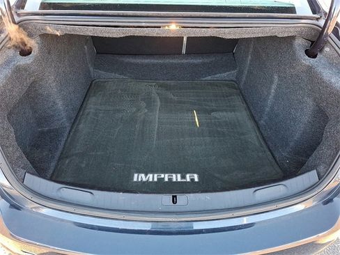 Used 2016 Chevrolet Impala LTZ w/ Enhanced Convenience Package image 26
