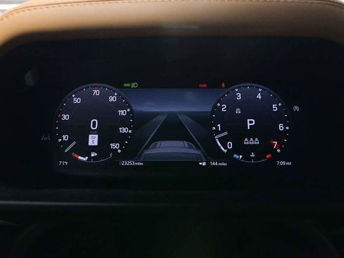 Used 2024 Land Rover Defender 110 X-Dynamic SE AWD/4WD image 14