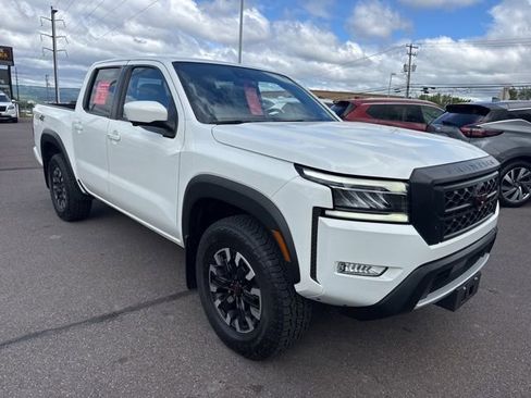 Certified 2024 Nissan Frontier PRO-4X w/ Pro Convenience Package AWD/4WD image 3