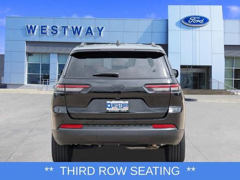 Used 2023 Jeep Grand Cherokee L Laredo AWD/4WD image 4