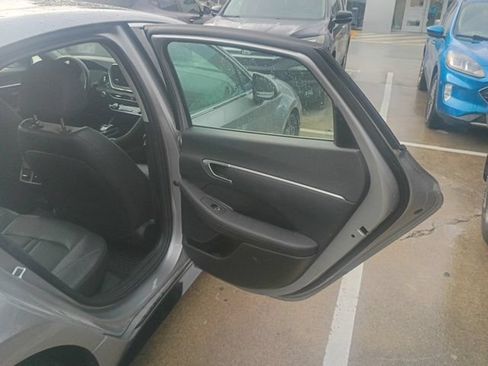 Used 2020 Hyundai Sonata SEL w/ Premium + Sunroof Package FWD image 23