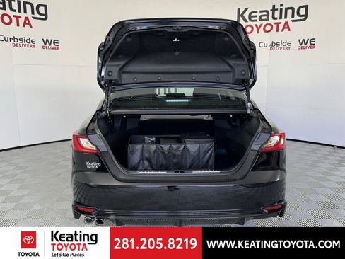 New 2026 Toyota Camry Hybrid image 11