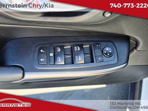 Used 2020 Jeep Cherokee Limited w/ Luxury Group AWD/4WD image 14