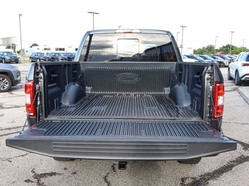 Used 2018 Ford F150 XLT w/ Equipment Group 302A Luxury AWD/4WD image 9