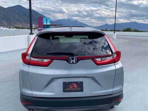 Used 2017 Honda CR-V Touring image 4