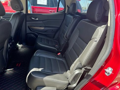 Used 2019 GMC Acadia Denali w/ Technology Package FWD image 7