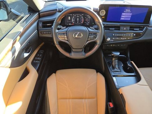 Certified 2023 Lexus ES 350 Luxury image 4