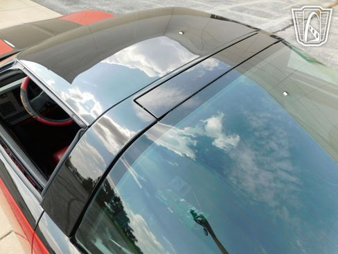 Used 1988 Chevrolet Corvette image 26