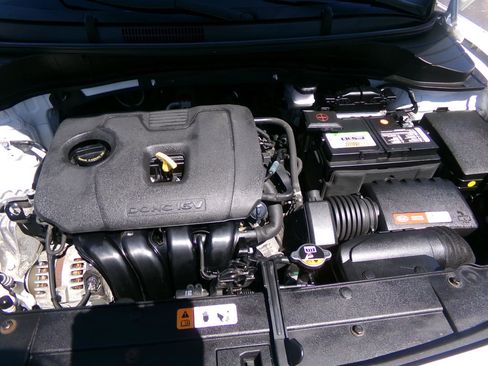 Used 2021 Kia Soul LX FWD image 36