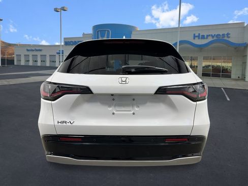 New 2026 Honda HR-V EX-L image 4