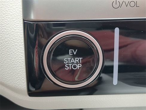 New 2025 Hyundai Ioniq 6 SEL image 26