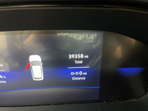 Used 2024 Volkswagen Taos SE image 13