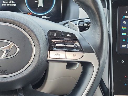 Certified 2023 Hyundai Tucson Limited w/ Cargo Package image 15