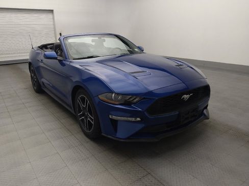 Used 2018 Ford Mustang Premium RWD image 13