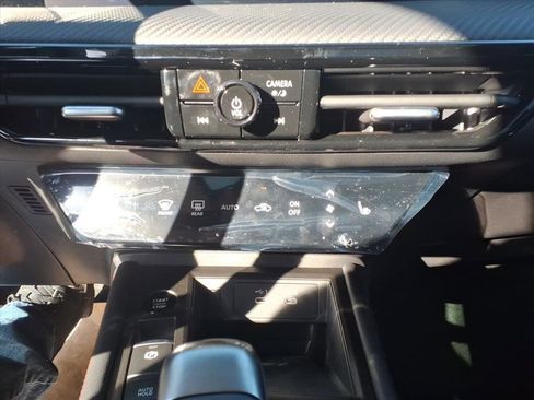 New 2026 Nissan Kicks SR w/ SR Premium Package image 13