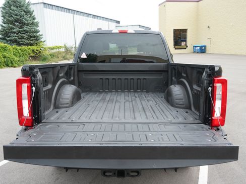 Used 2023 Ford F250 XLT AWD/4WD image 16