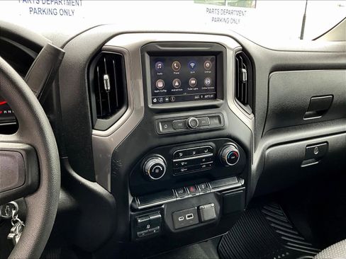 Used 2023 Chevrolet Silverado 2500 Custom w/ Custom Value Package image 18