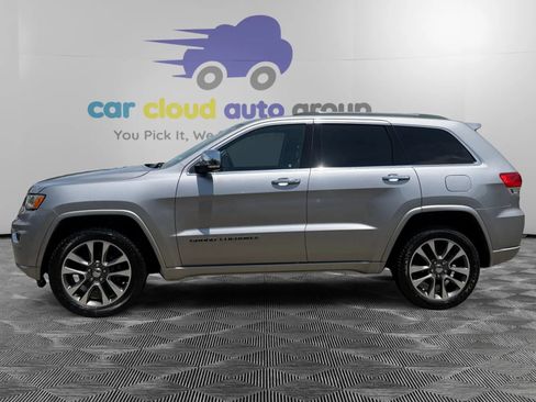 Used 2018 Jeep Grand Cherokee Overland AWD/4WD image 2