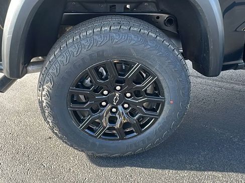 New 2026 Chevrolet Colorado Trail Boss AWD/4WD image 12