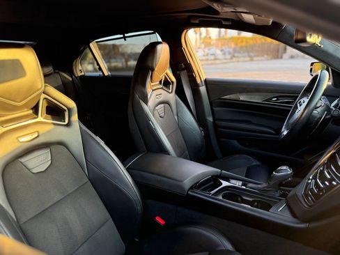 Used 2017 Cadillac CTS V w/ Luxury Package image 44