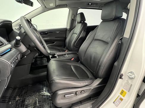 Used 2022 Honda Odyssey Touring image 8