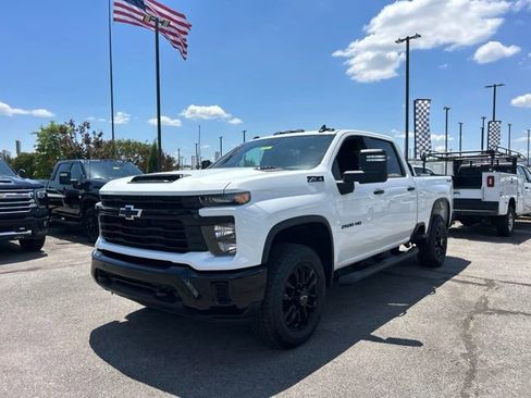New 2026 Chevrolet Silverado 2500 Custom w/ Custom Value Package AWD/4WD image 7
