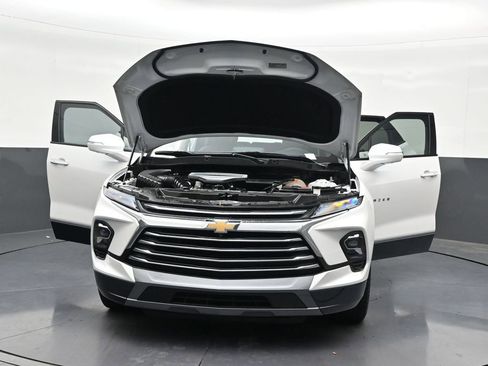 Used 2023 Chevrolet Blazer Premier w/ Driver Confidence II Package FWD image 36