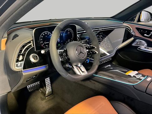New 2027 Mercedes-Benz E 53 AMG e 4MATIC Sedan image 9