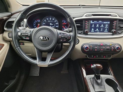 Used 2018 Kia Sorento EX w/ EX Advanced Touring Package AWD/4WD image 22