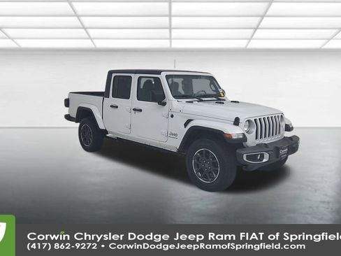 Certified 2023 Jeep Gladiator Overland image 4