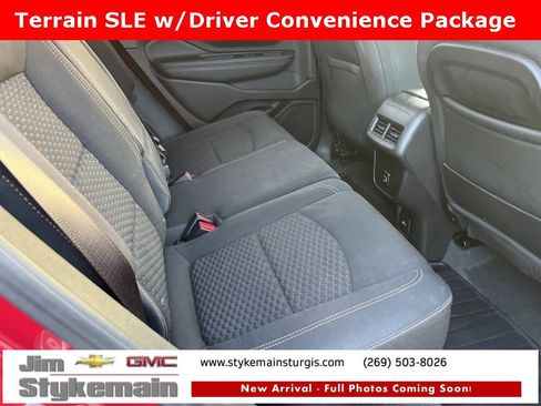 Used 2018 GMC Terrain SLE w/ Driver Convenience Package image 11