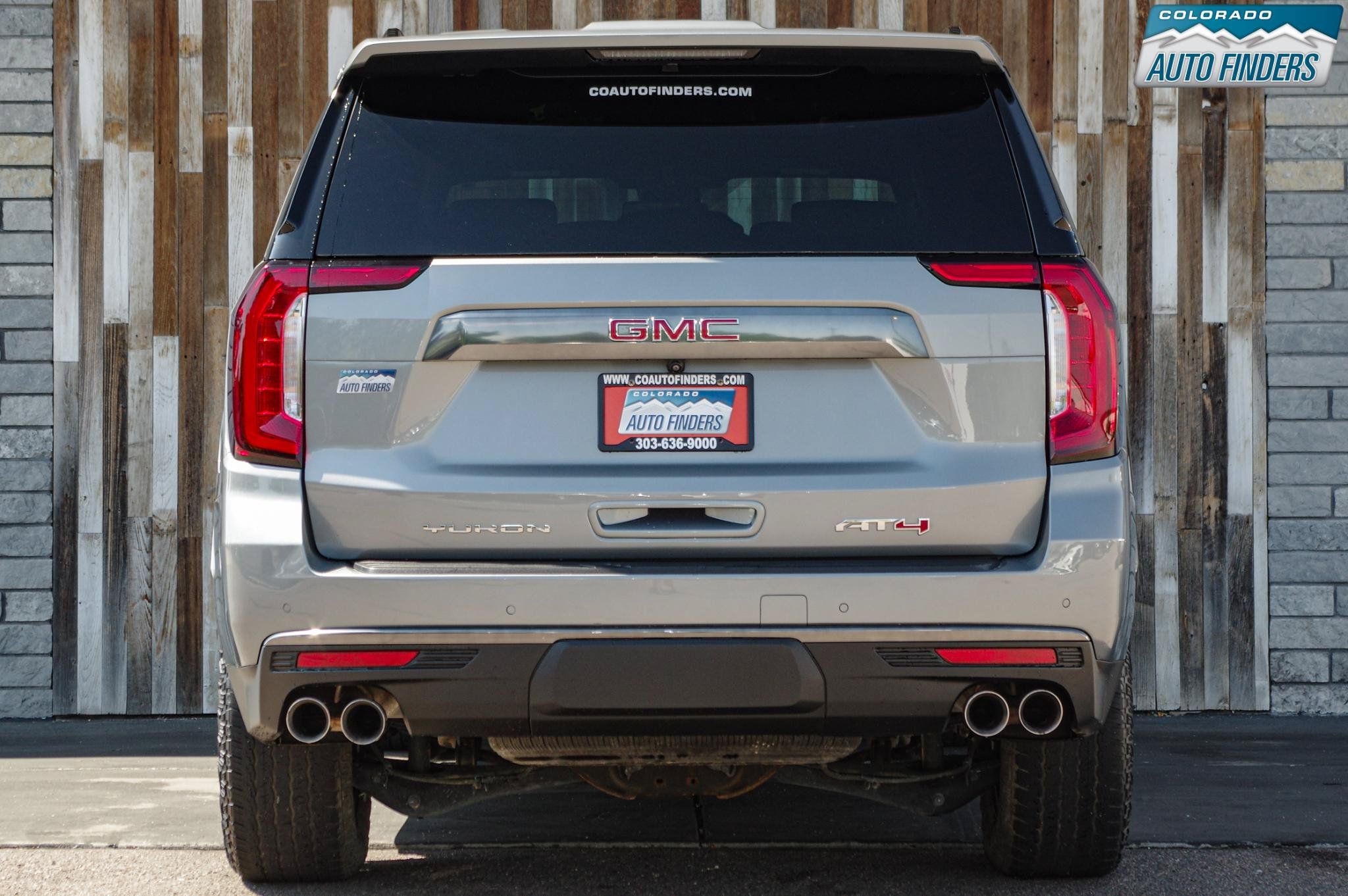 Used 2023 GMC Yukon XL AT4 w/ AT4 Premium Plus Package AWD/4WD image 5