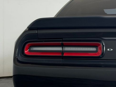Used 2020 Dodge Challenger R/T Scat Pack w/ Plus Package RWD image 29