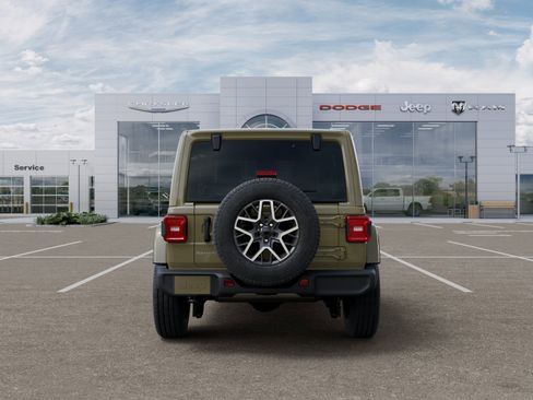 New 2026 Jeep Wrangler Unlimited Sahara AWD/4WD image 36