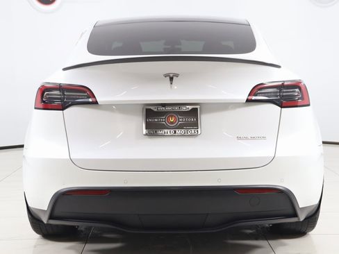 Used 2022 Tesla Model Y Performance image 45