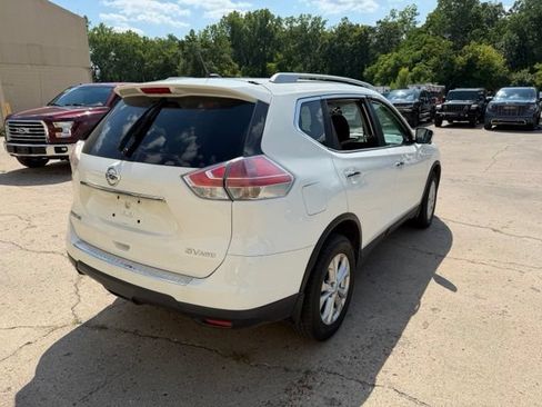 Used 2016 Nissan Rogue SV AWD/4WD image 5