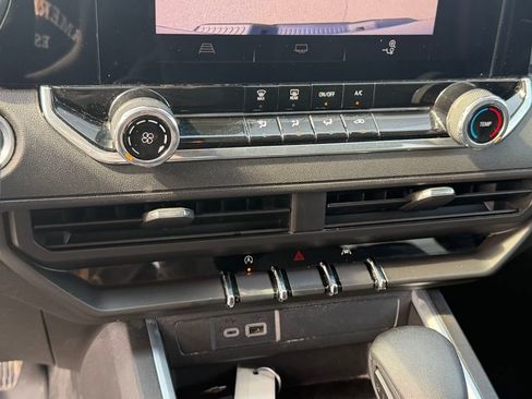 Used 2024 Chevrolet Colorado Trail Boss w/ Advanced Trailering Package image 24