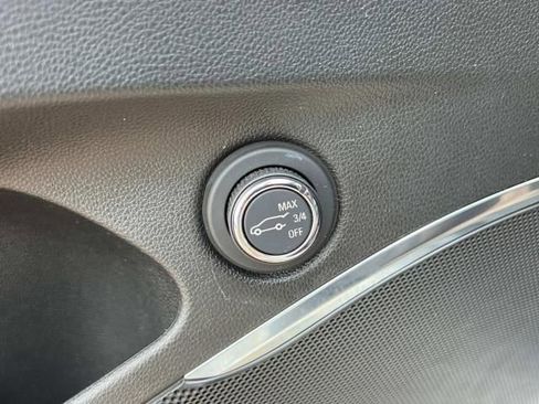 Used 2022 Buick Enclave Essence w/ LPO, Floor Liner Package image 19