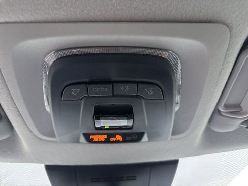 Used 2024 Toyota Corolla Cross LE image 29