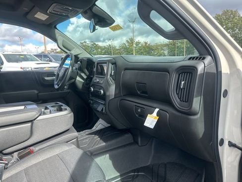 New 2026 Chevrolet Silverado 1500 Custom w/ Turbomax Blackout Package image 33