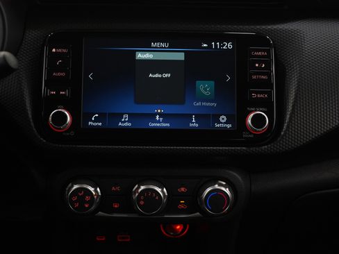 Used 2024 Nissan Kicks SV image 14