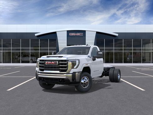 New 2025 GMC Sierra 3500 SLE w/ SLE Convenience Package image 8