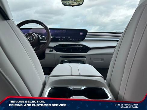 New 2026 Buick Enclave Avenir AWD/4WD image 16