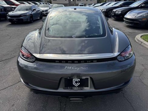 Used 2019 Porsche 718 Cayman RWD image 5