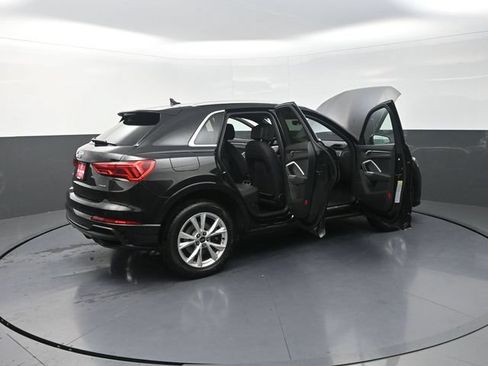 Used 2025 Audi Q3 2.0T Premium AWD/4WD image 45