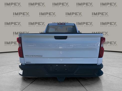 Used 2022 Chevrolet Silverado 1500 W/T w/ WT Value Package image 4