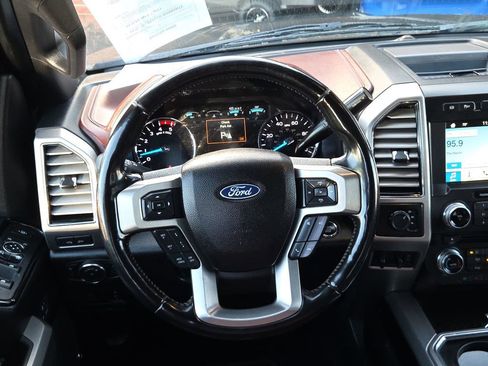 Used 2018 Ford F450 Platinum w/ Platinum Ultimate Package image 15