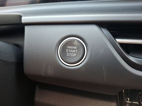 New 2026 Kia Seltos EX image 15