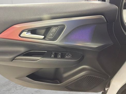 Used 2024 Chevrolet Equinox EV RS FWD image 27