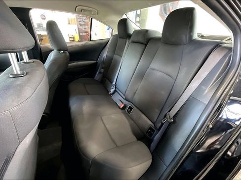 Used 2024 Toyota Corolla LE FWD image 14